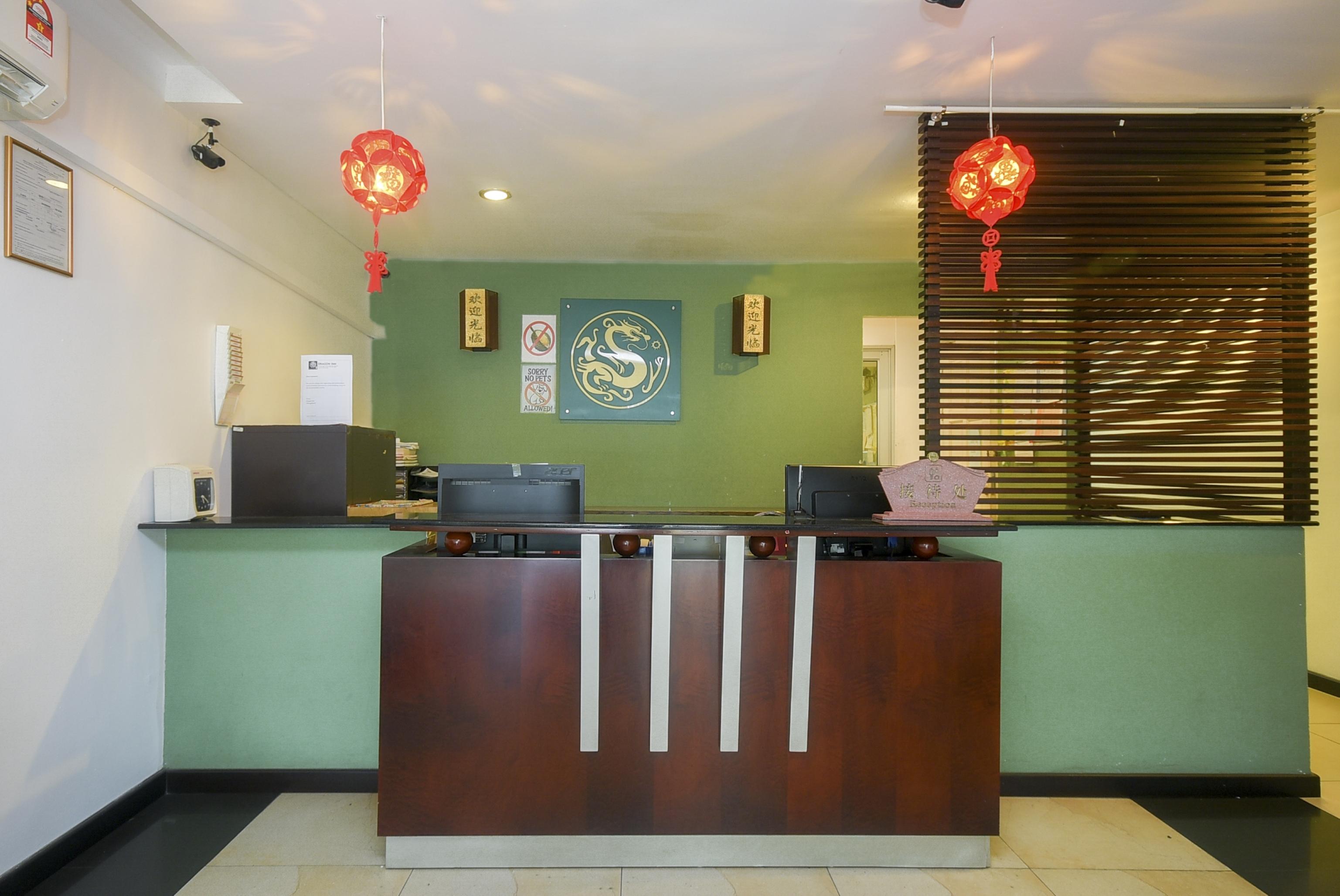 Super Oyo 976 Dragon Inn Miri Exteriör bild